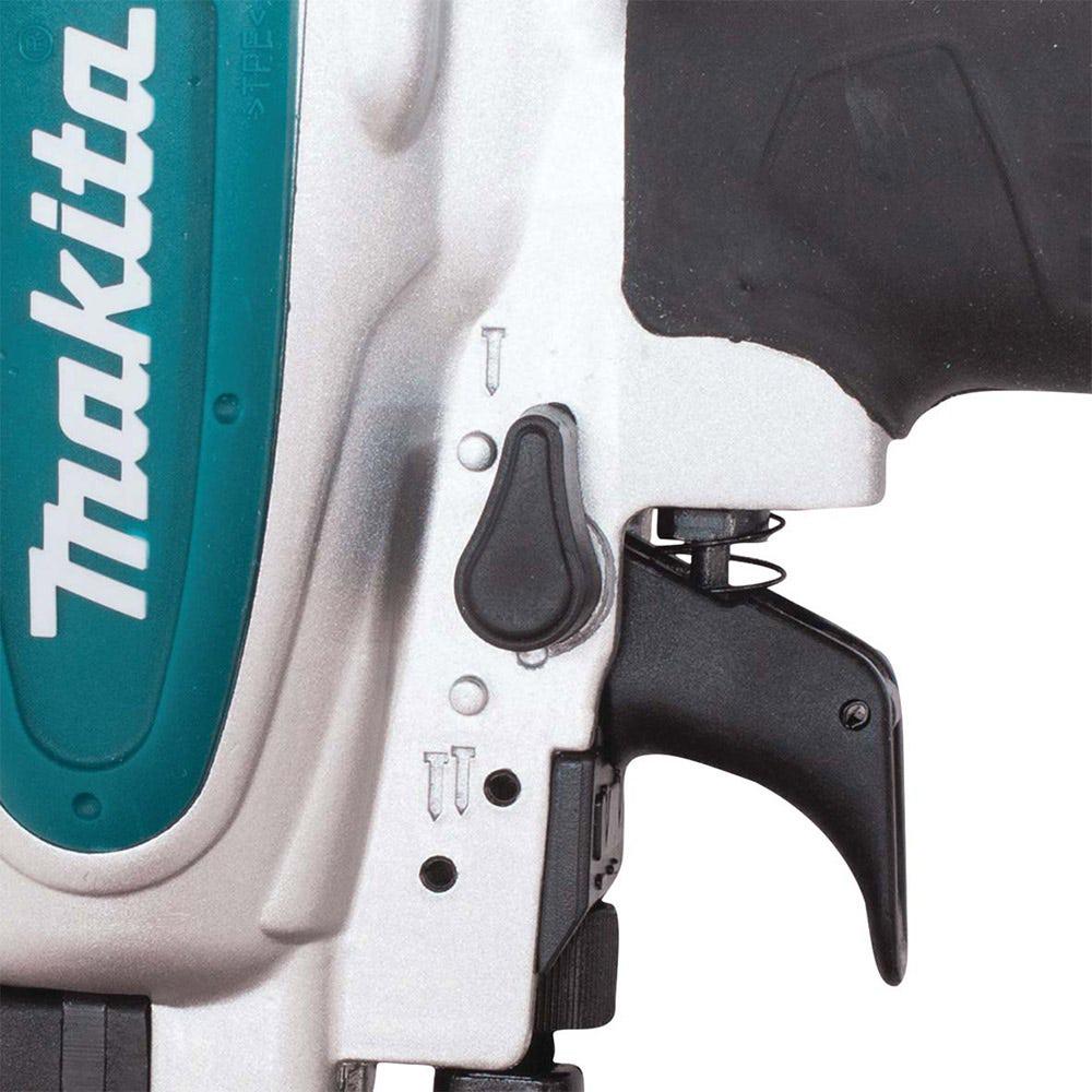 MAKITA 13-38mm 6000 Series 18ga Narrow Crown Air Stapler AT638A
