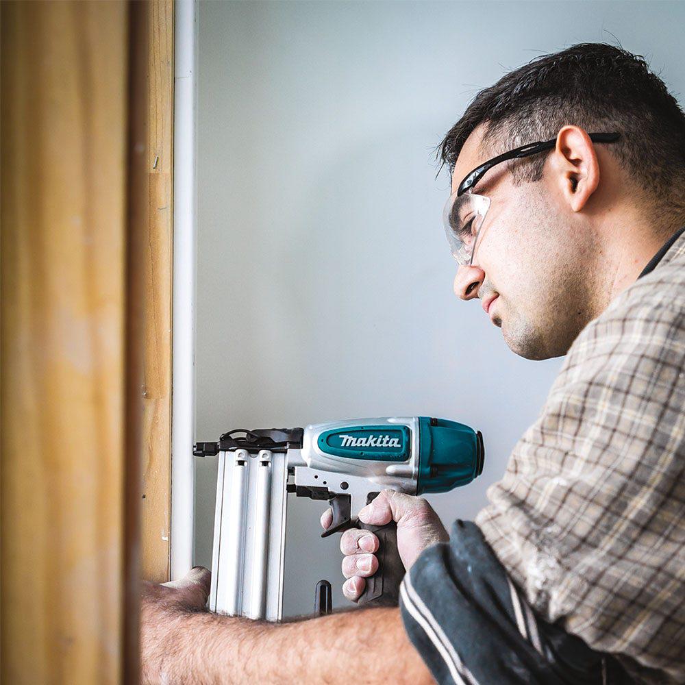 MAKITA 15-50mm C1 Series 18ga Air Nailer Bradder AF506