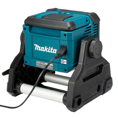 MAKITA 18V 3000 Lumens LED Work Light w. Tripod DML811X1