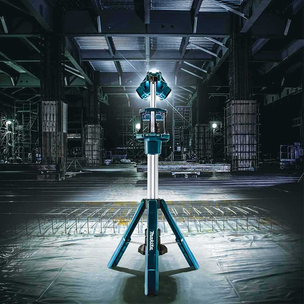 MAKITA 18V 3000 Lumens Tower Light Skin DML814