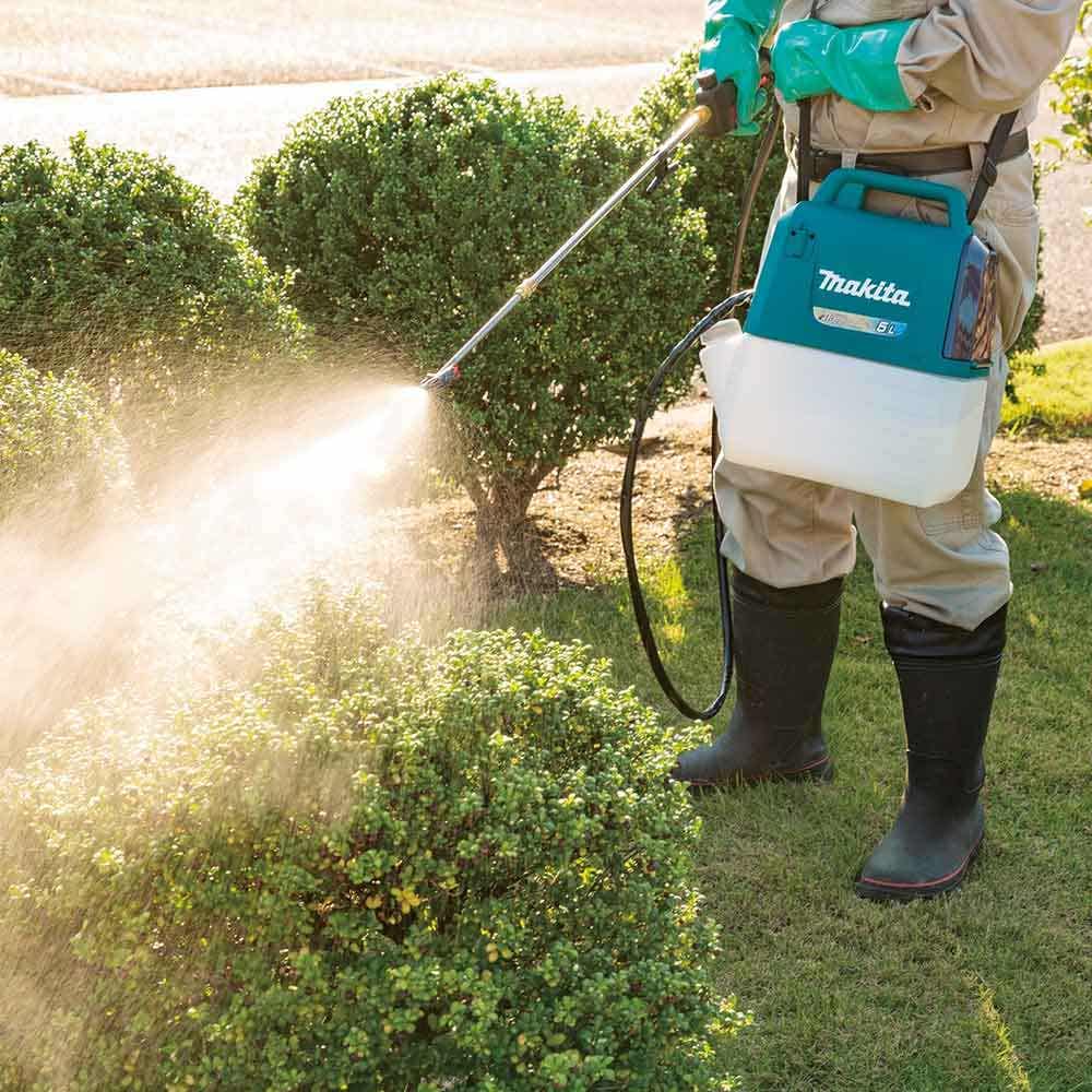 MAKITA 18V 5L Sprayer Skin DUS054Z