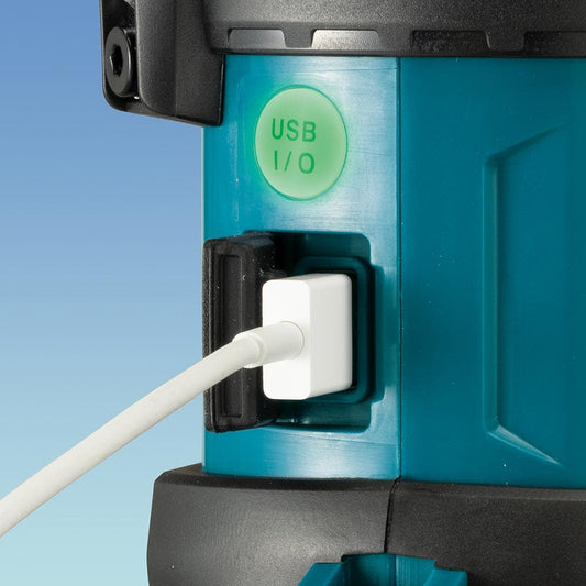MAKITA 18V Bluetooth Digital Radio Lantern Skin DMR056