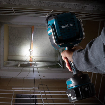 MAKITA 18V Long Distance Torch Skin DML812