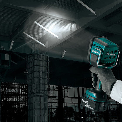 MAKITA 18V Long Distance Torch Skin DML812