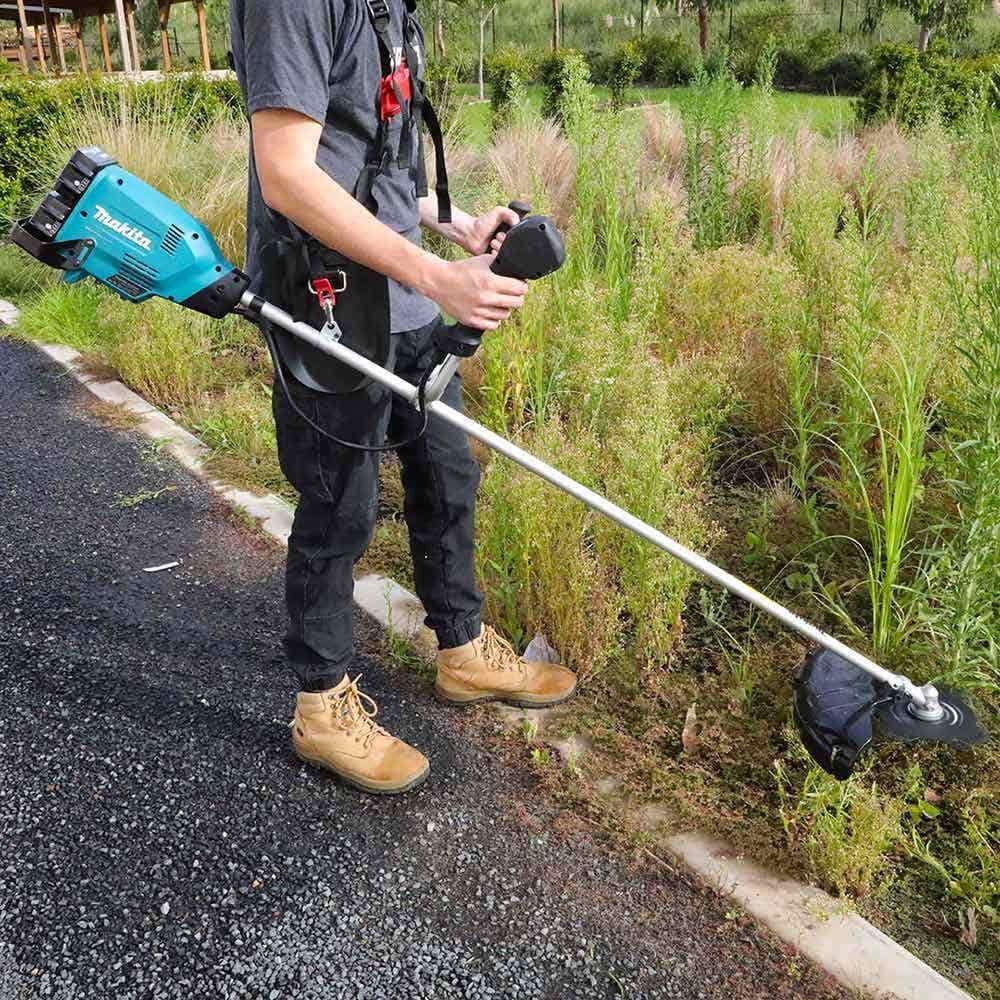 MAKITA 18Vx2 Brushless 2 x 6.0Ah U-Handle Line Trimmer Kit DUR369APG2