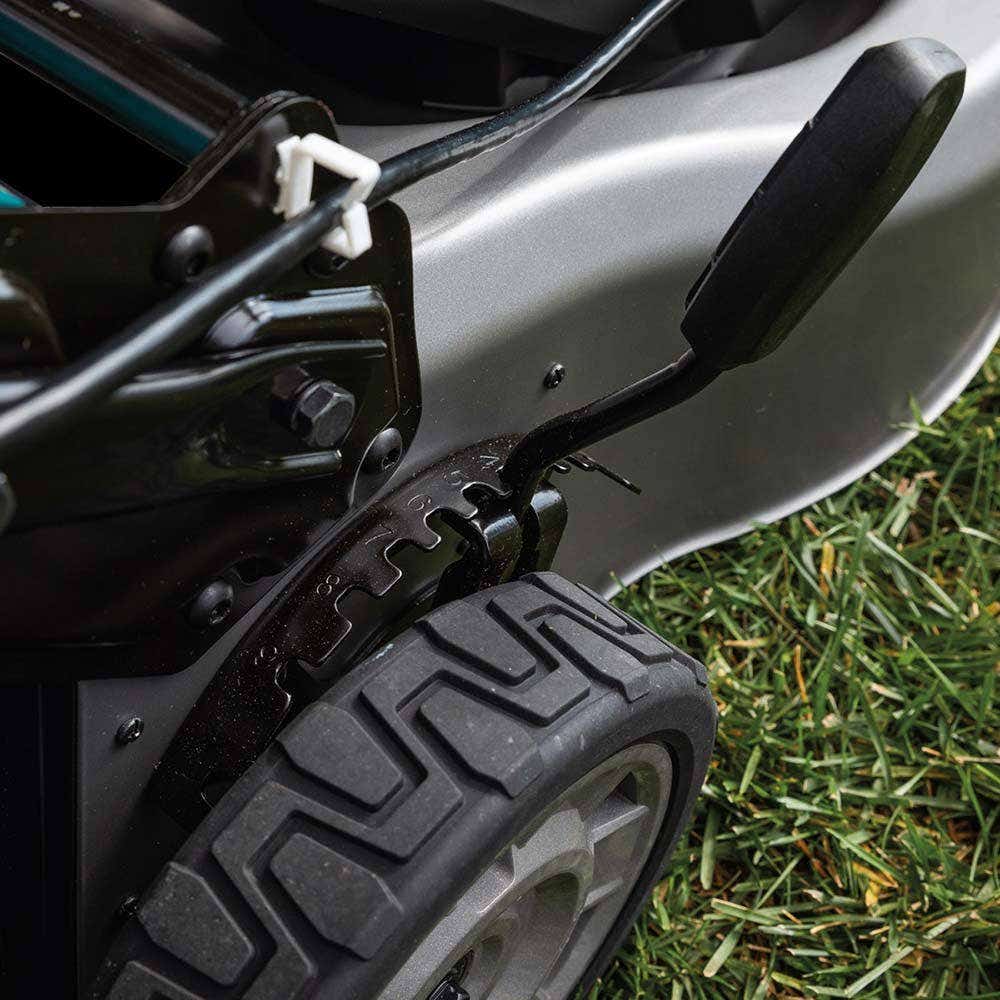 MAKITA 36V (18VX2) Brushless 2 x 6.0Ah 534mm Lawn Mower Kit DLM535PG2