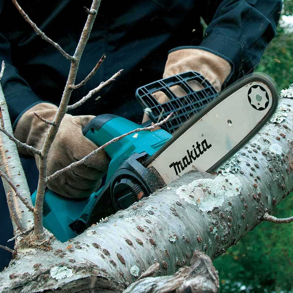 MAKITA 36V (18Vx2) 300mm Chainsaw Skin DUC302