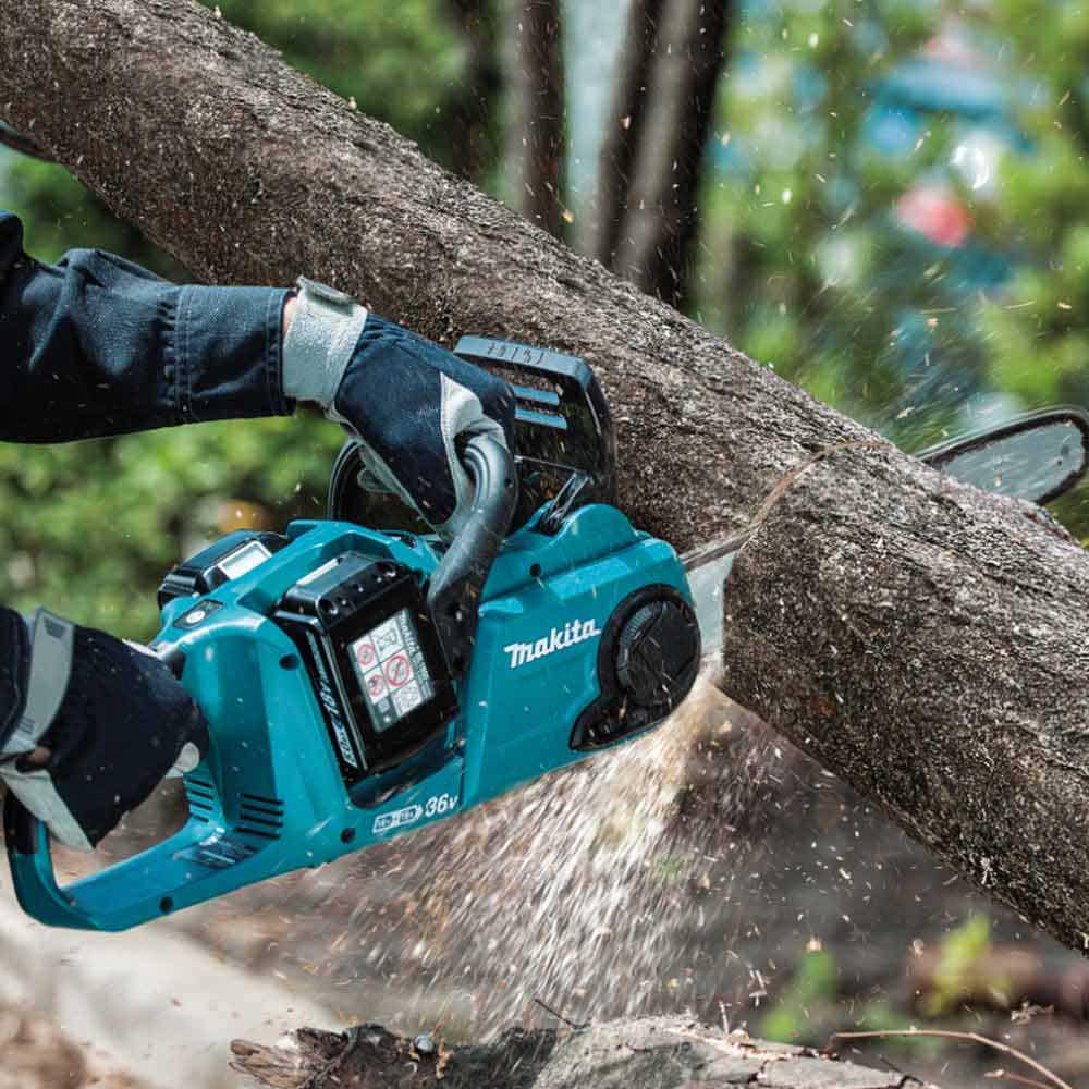 MAKITA 36V (18Vx2) Brushless 400mm Easy Change Bar Chainsaw Skin DUC400Z