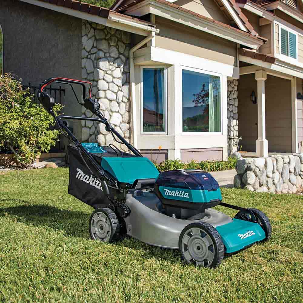 MAKITA 40V Max 480mm Self Propelled Lawn Mower Skin LM001GZ02