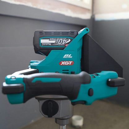 MAKITA 40V Max Brushless XGT Mixer Skin UT001GZ01