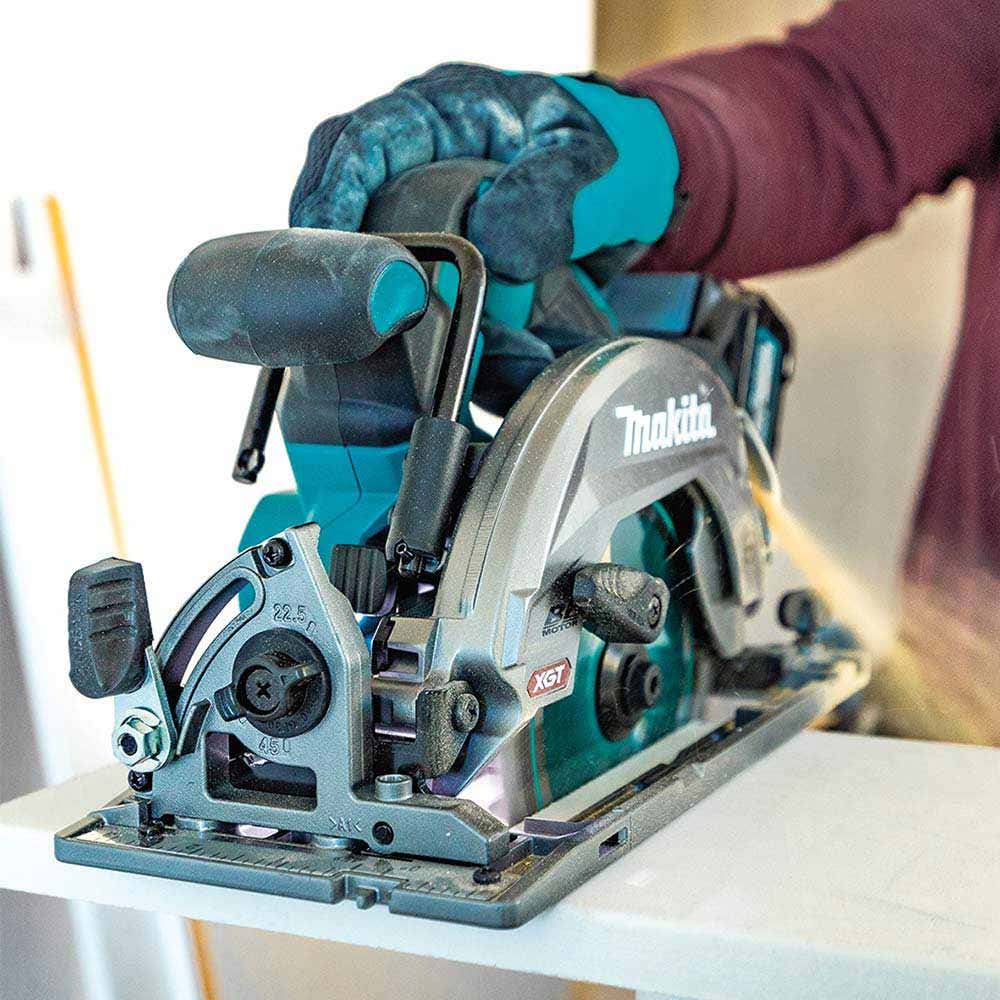 MAKITA 40V Max Brushless XGT 165mm (6-1 2 ) Circular Saw Skin HS012GZ
