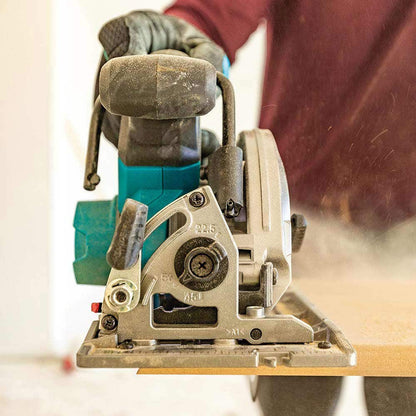 MAKITA 40V Max Brushless XGT 165mm (6-1 2 ) Circular Saw Skin HS012GZ