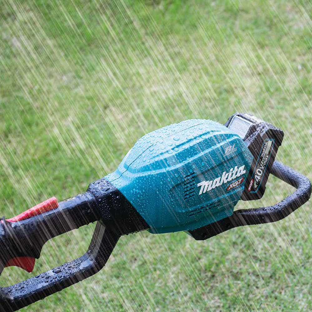 MAKITA 40V Max XGT Brushless 1 x 5.0Ah 300mm Pole Saw Kit UA004GT101