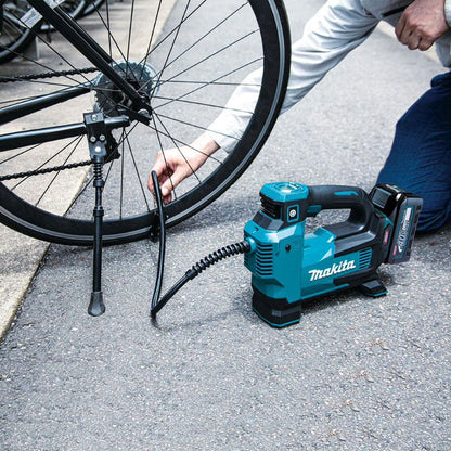 MAKITA 40V Max XGT Inflator Skin MP001GZ