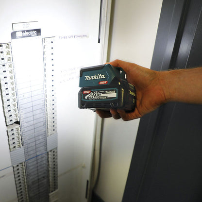 MAKITA 40V Max XGT LED Compact Flashlight Skin ML011G
