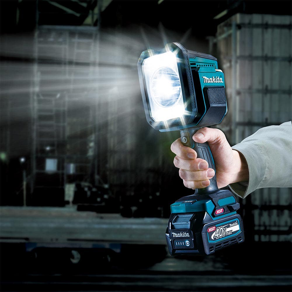 MAKITA 40V Max XGT LED Long Distance Flashlight Skin ML007G