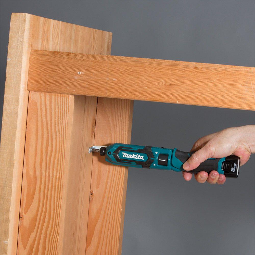 MAKITA 7.2V 2 x 1.5Ah Impact Driver Kit TD022DSE