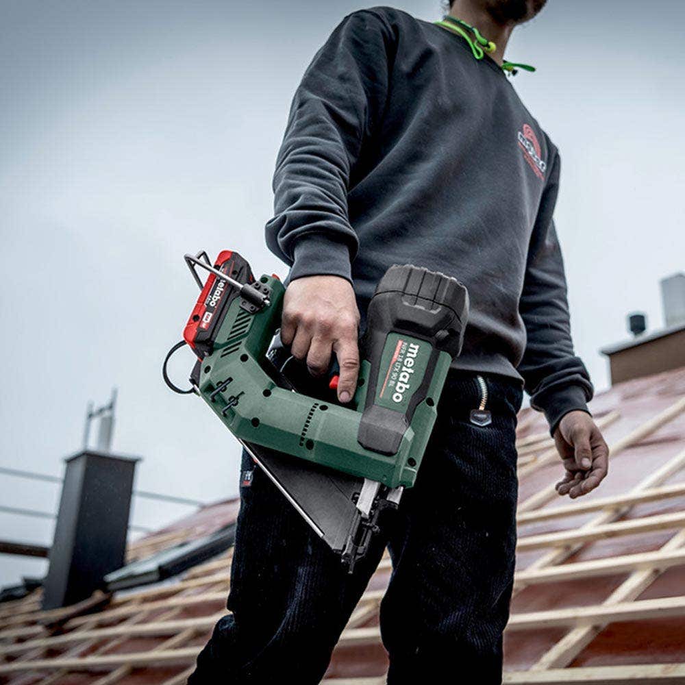 METABO 18V Brushless 2 x 5.5Ah Nail Gun Kit NFR 18 LTX 90 MB 5.5 K AU61209000