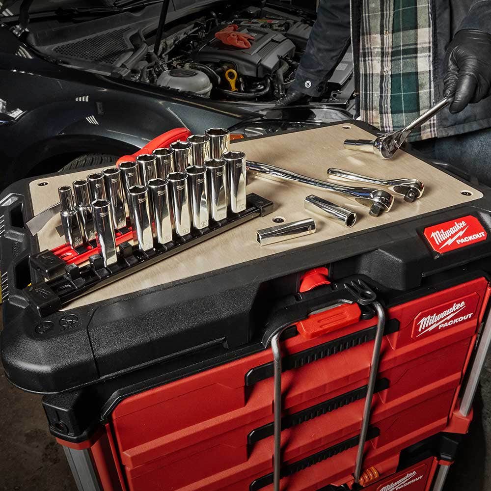 MILWAUKEE 10 Piece 3/8 Inch Drive Deep Metric Socket Set with Storage Rail 48229505