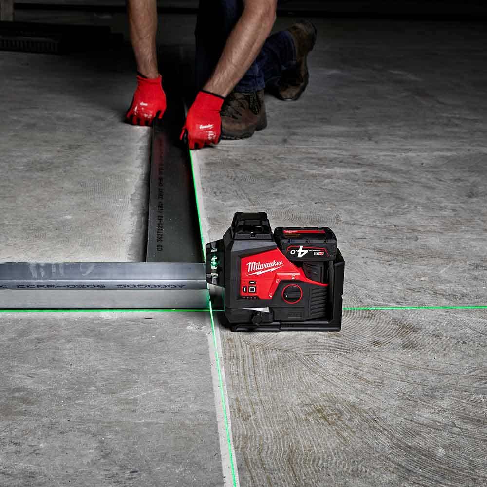 MILWAUKEE 12V 3 Plane Multiline Laser Level - Green Beam M123PLA-0C