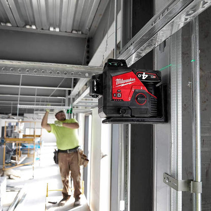 MILWAUKEE 12V 3 Plane Multiline Laser Level - Green Beam M123PLA-0C