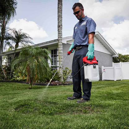 MILWAUKEE 12V 7L Handheld Chemical Sprayer Skin M12BHCS7L0