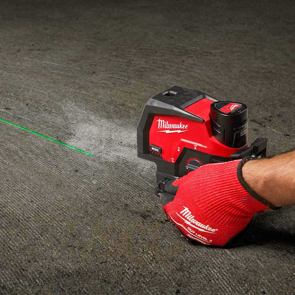 MILWAUKEE 12V Cross Line + 2 Plumb Laser Skin M12CPL-0C