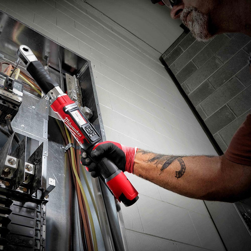 MILWAUKEE 12V FUEL 3 8inch Digital Torque Wrench w ONE-KEY Skin M12ONEFTR38-0C