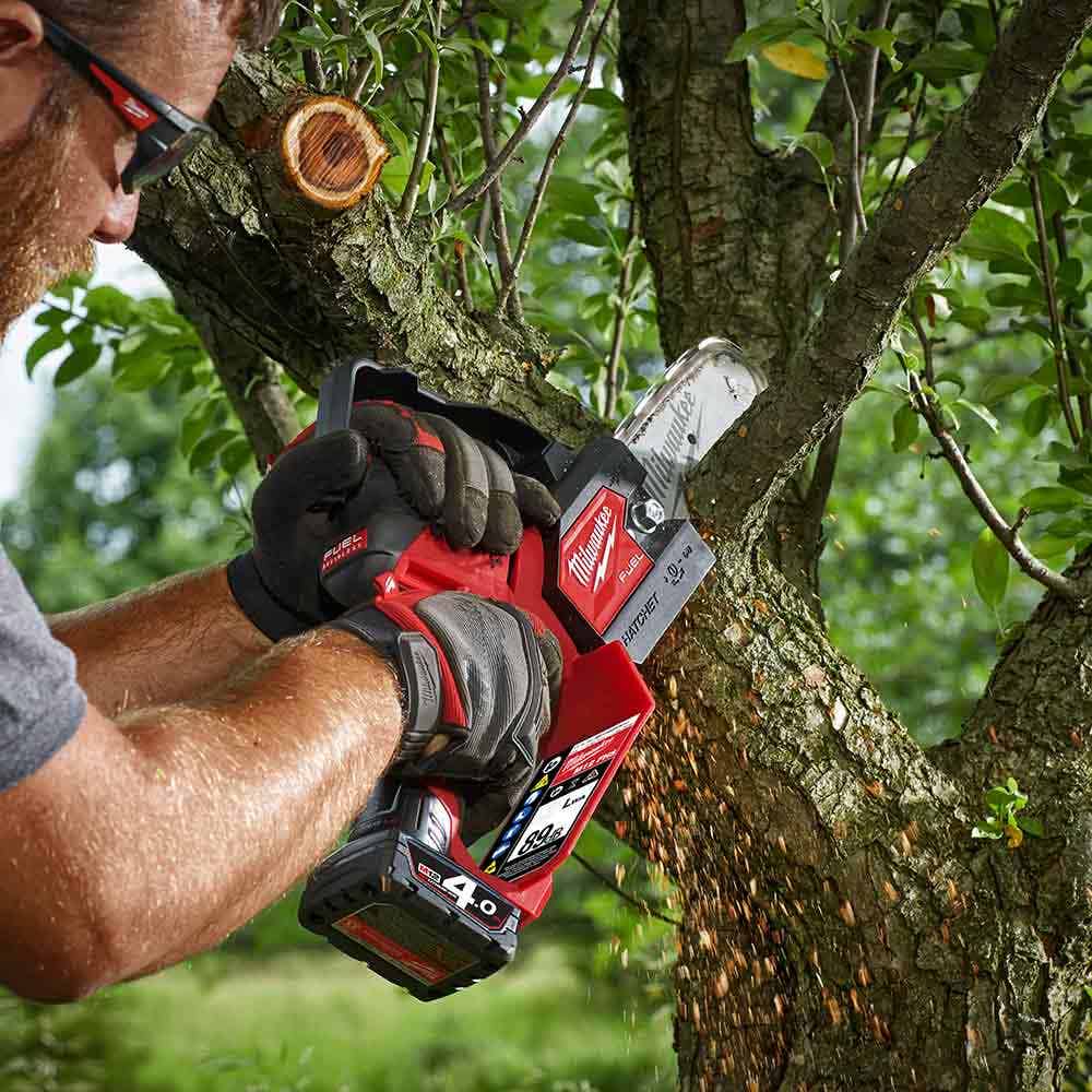 MILWAUKEE 12V FUEL HATCHET 6inch Pruning Saw Skin M12FHS-0