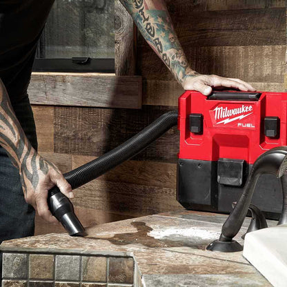 MILWAUKEE 12V FUEL Wet/Dry Vacuum L-Class M12FWDVL-0