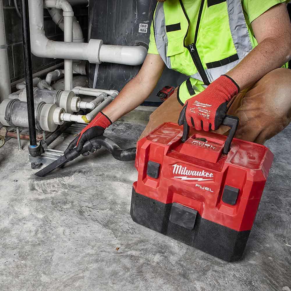 MILWAUKEE 12V FUEL Wet/Dry Vacuum L-Class M12FWDVL-0