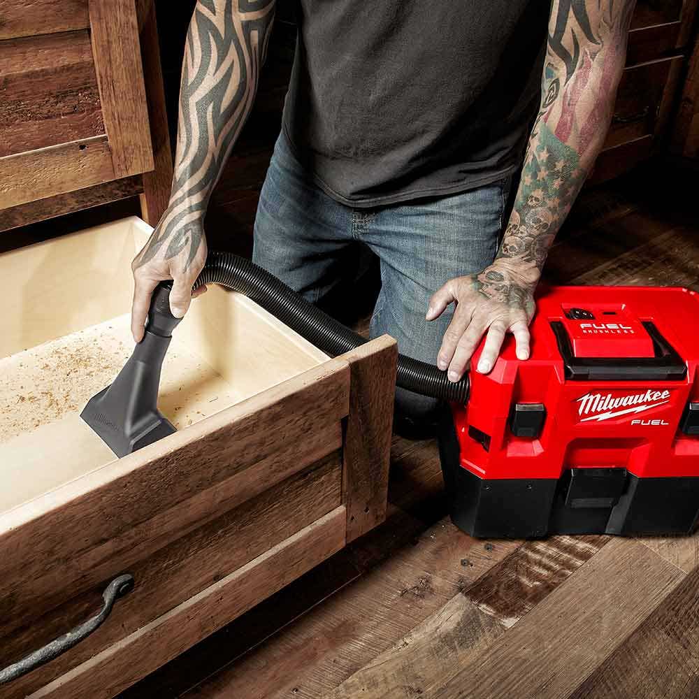 MILWAUKEE 12V FUEL Wet/Dry Vacuum L-Class M12FWDVL-0