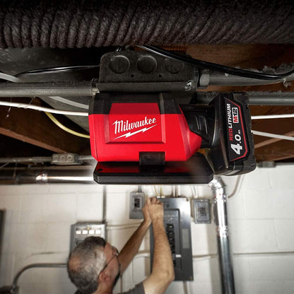 MILWAUKEE 12V Pivoting Area Light Skin M12PAL-0