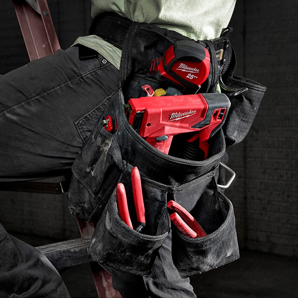MILWAUKEE 12V Stapler 6-14mm Skin M12BST-0