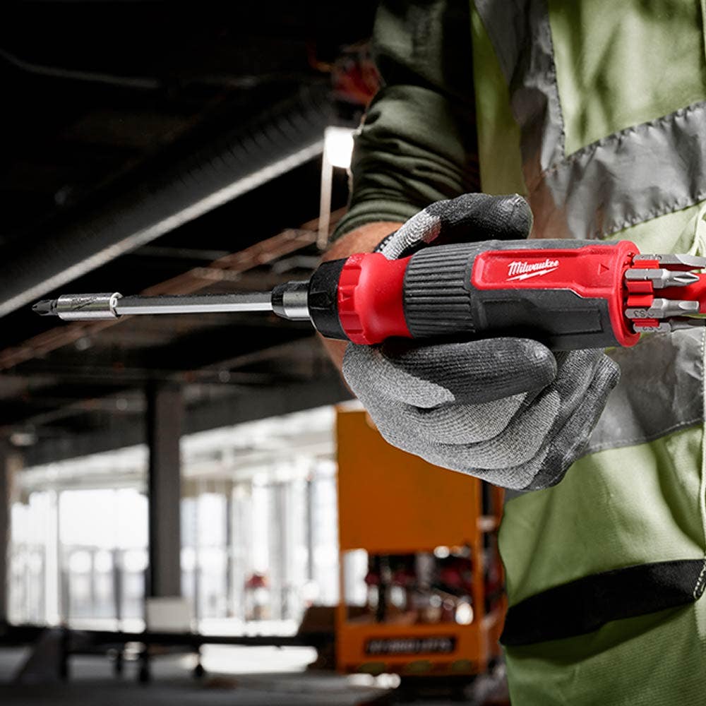 MILWAUKEE 14-in-1 Ratcheting Multi-Bit Screwdriver 48222903