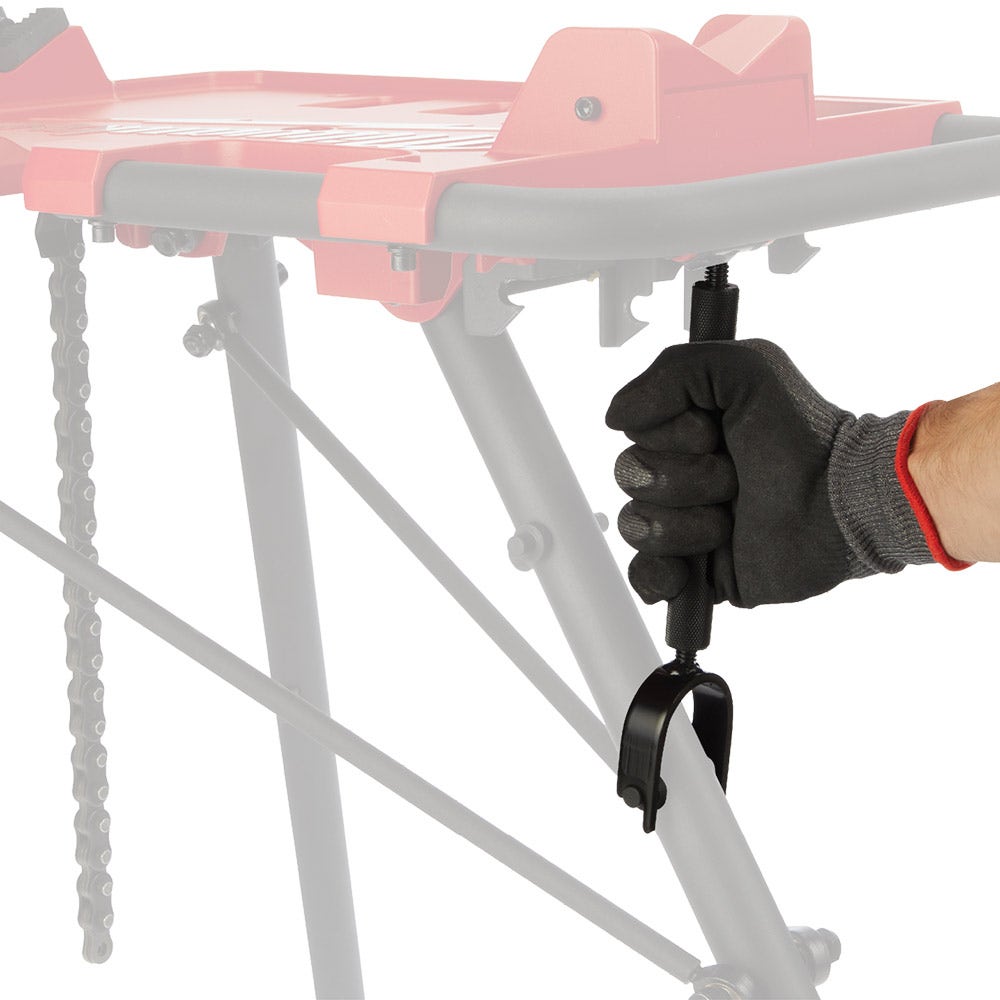 MILWAUKEE 152mm Portable Tripod Chain Vice MPS
