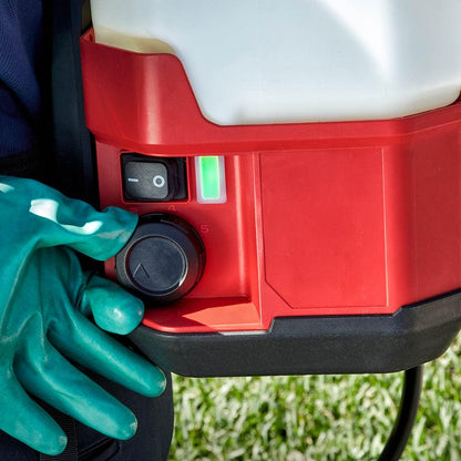 MILWAUKEE 18V 15L Backpack Chemical Sprayer w/ Powered Base Skin M18BPFPCSA0