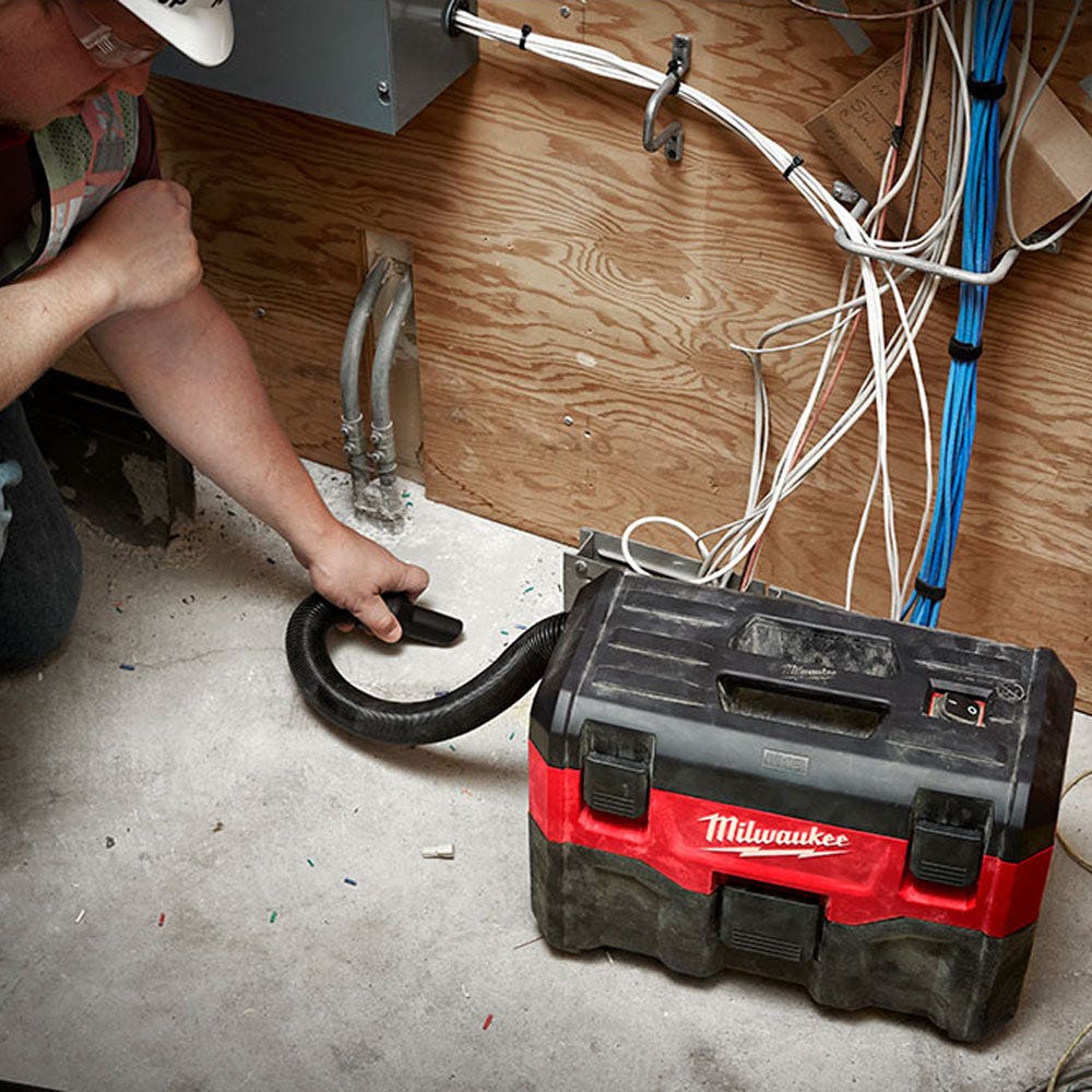 MILWAUKEE 18V 7.5L Wet Dry Vacuum Skin M18WDV-0