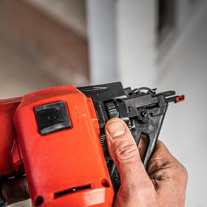 MILWAUKEE 18V FUEL 15 GAUGE 34 Degree Angled Finishing Nailer Skin M18FN15GA-0C