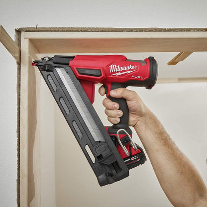 MILWAUKEE 18V FUEL 15 GAUGE 34 Degree Angled Finishing Nailer Skin M18FN15GA-0C