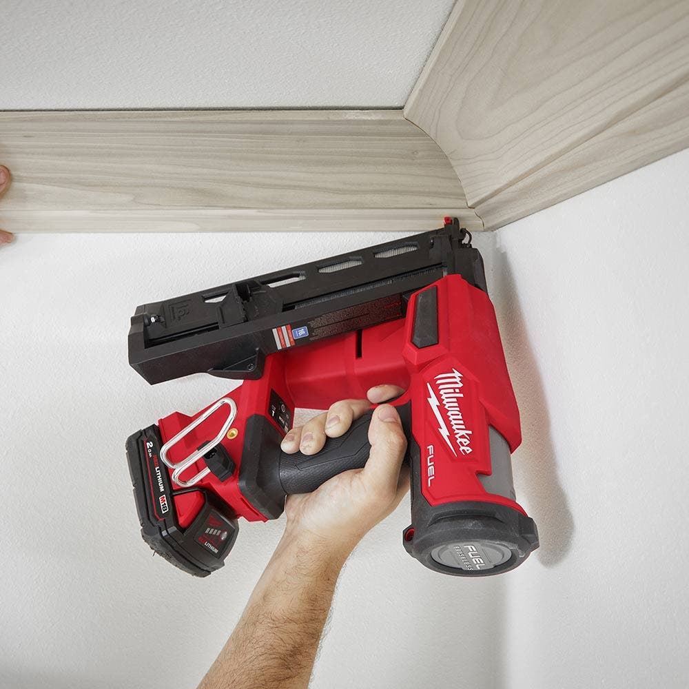 MILWAUKEE 18V FUEL 16 Gauge 20 Degree Angled Finishing Nailer Skin M18FN16GA-0C