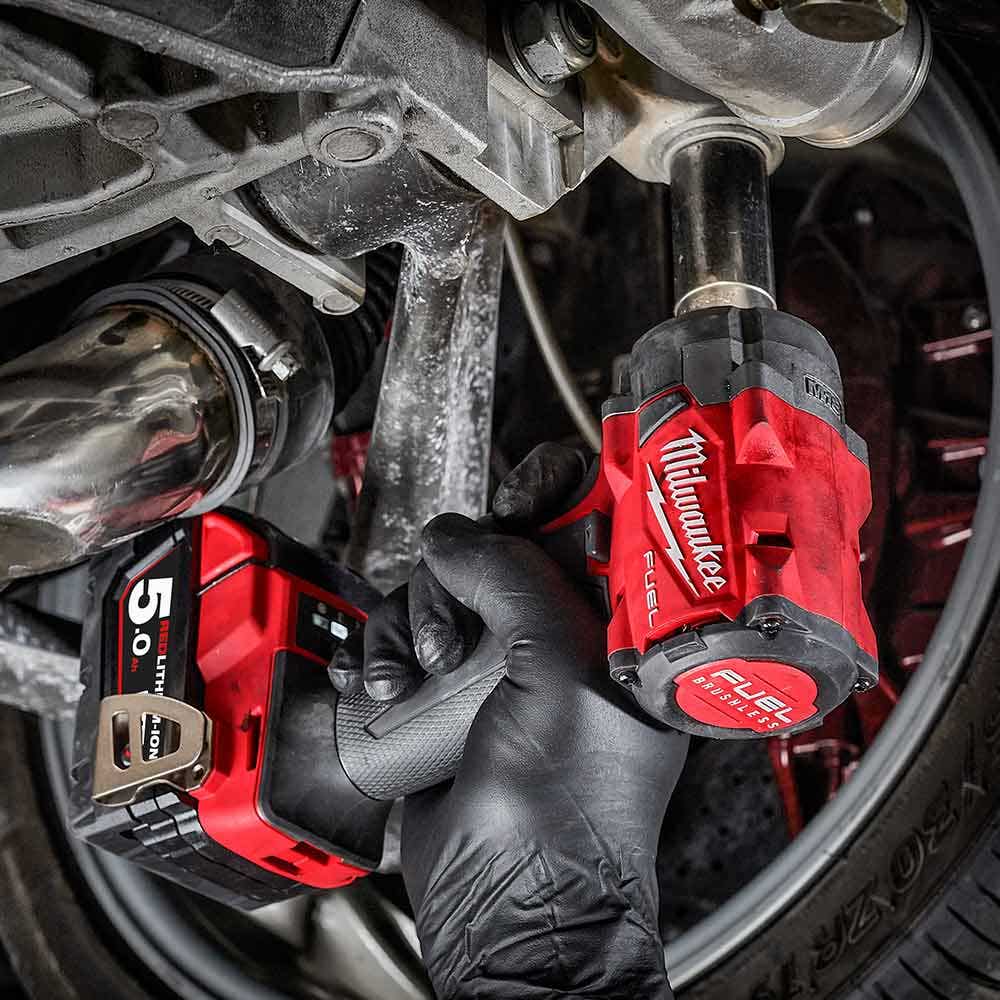 MILWAUKEE 18V FUEL 1 2inch Compact Impact Wrench w Friction Ring Skin M18FIW2F12-0