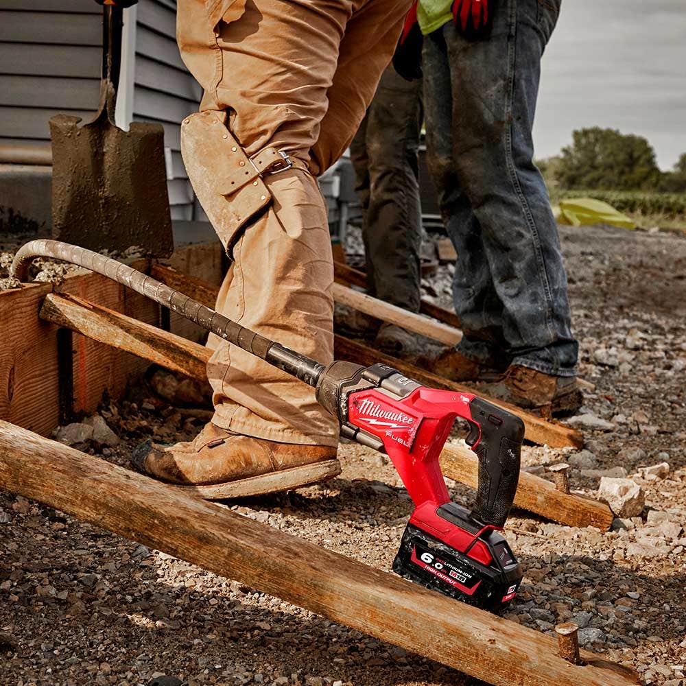 MILWAUKEE 18V FUEL 1200mm Needle Concrete Vibrator M18FCVN120