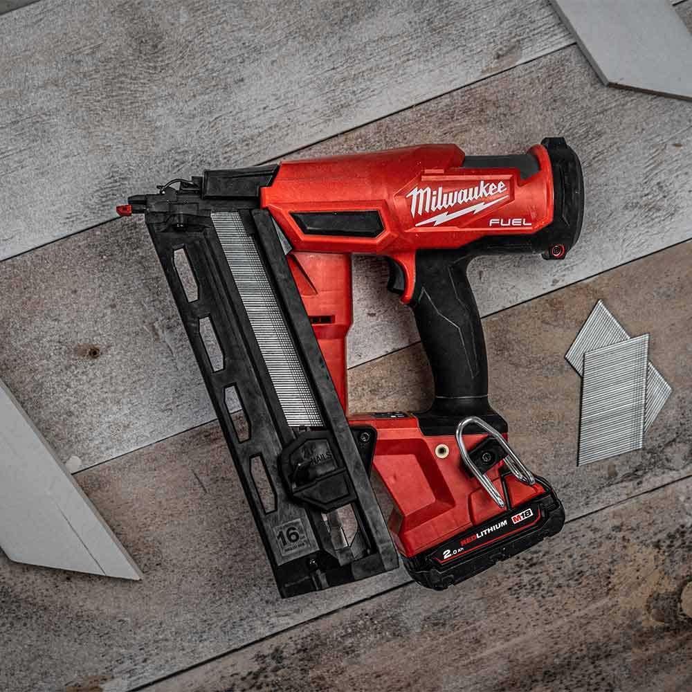 MILWAUKEE 18V FUEL 16 Gauge 20 Degree Angled Finishing Nailer Skin M18FN16GA-0C