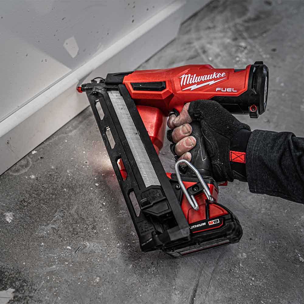 MILWAUKEE 18V FUEL 15 GAUGE 34 Degree Angled Finishing Nailer Skin M18FN15GA-0C