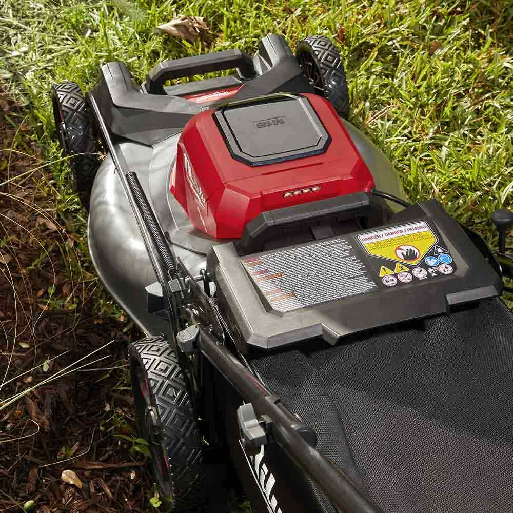 MILWAUKEE 18V FUEL 21inch (533mm) Self-Propelled Dual Battery Lawn Mower Skin M18F2LM210