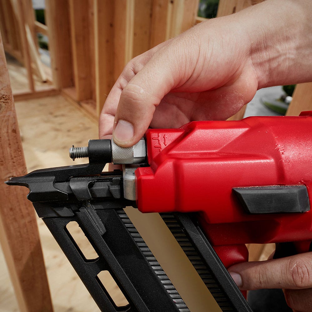 MILWAUKEE 18V FUEL 30-34 Degree Framing Nailer Skin M18FFN0C