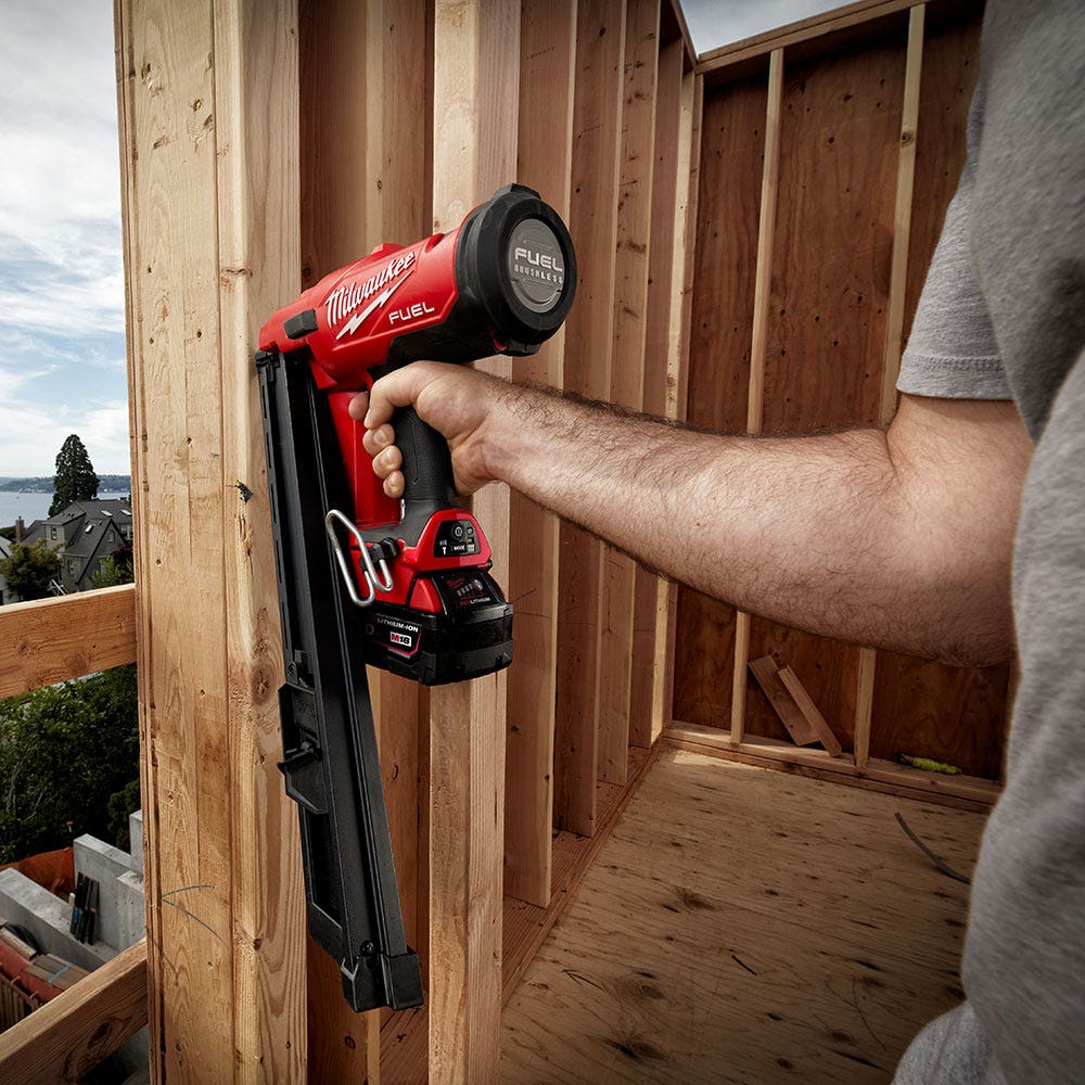 MILWAUKEE 18V FUEL 30-34 Degree Framing Nailer Skin M18FFN0C