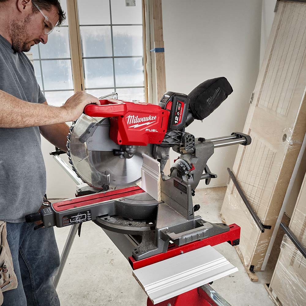 MILWAUKEE 18V FUEL 305mm Dual Bevel Sliding Compound Mitre Saw w. One-Key Skin M18FMS305-0