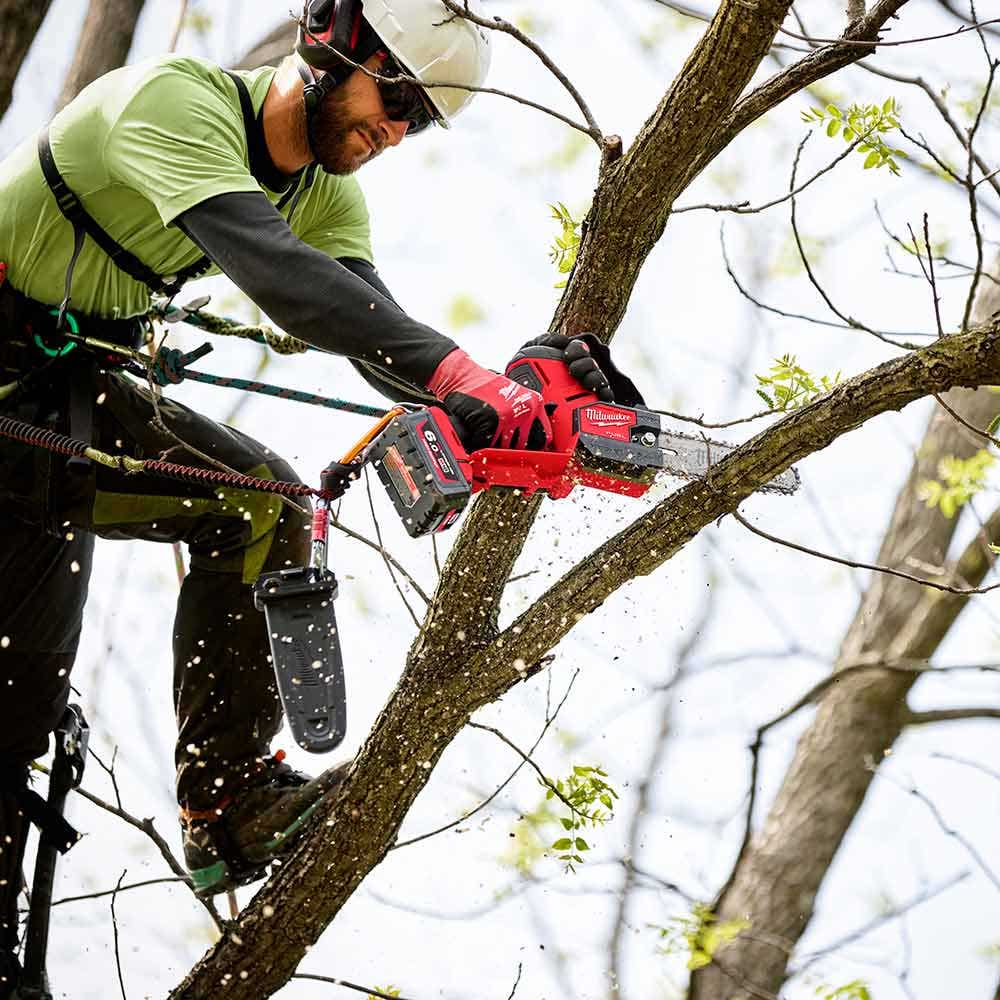 MILWAUKEE 18V FUEL 8inch (203mm) Hatchet Pruning Saw Skin M18FHS80